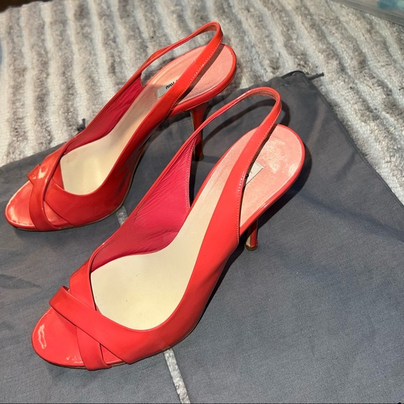 Patent Leather Slingback Sandal - Picture 5 of 16